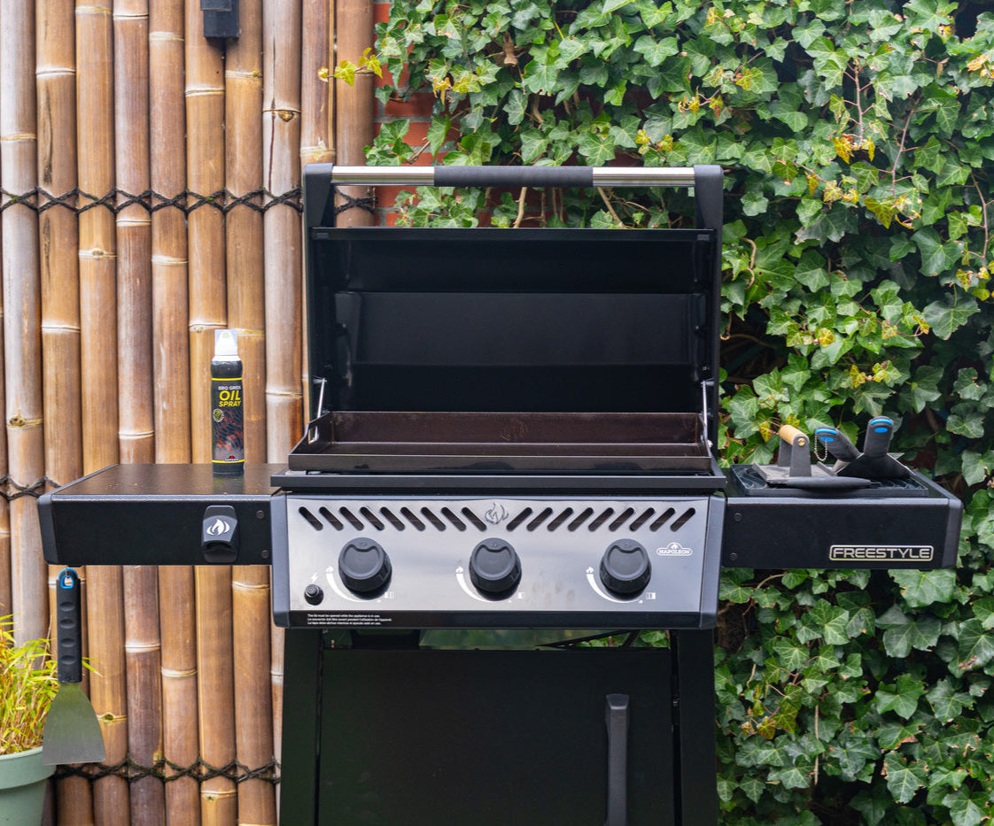 Napoleon Freestyle™ 24 Non-Stick Gas Plancha Grill – 3 Burner Outdoor Griddle BBQ