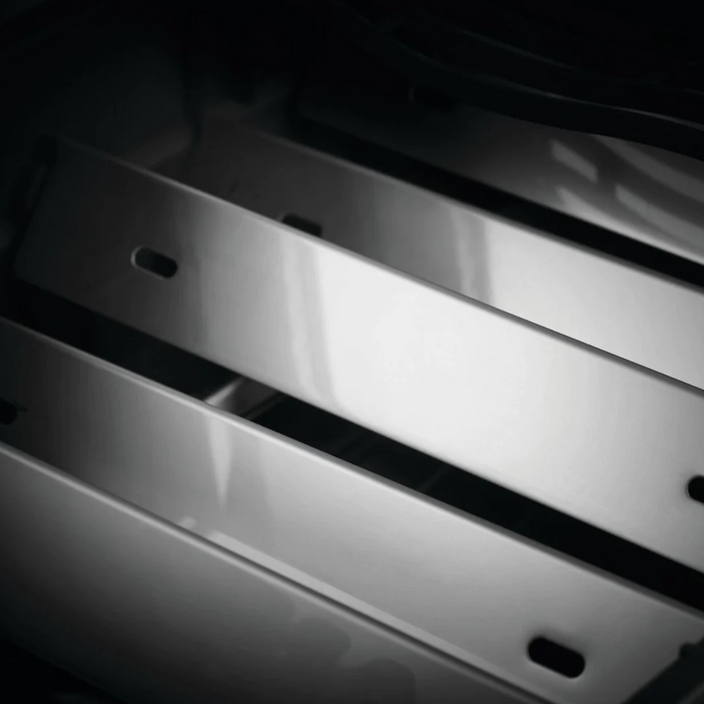 Napoleon Rogue SE 425 Stainless Steel Gas BBQ RSE425RSIBPSS-1 with Infrared Side Burner & Rear Burner | Free Cover & Rotisserie