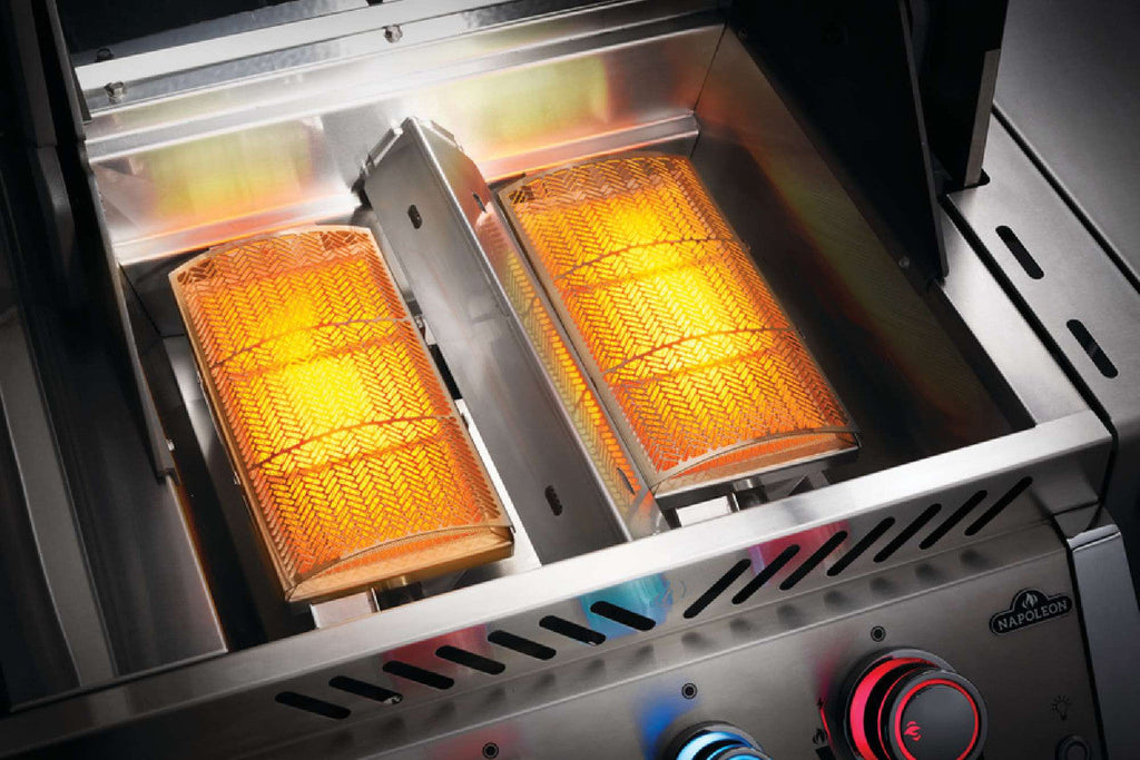 Napoleon Prestige PRO825 Propane Gas BBQ